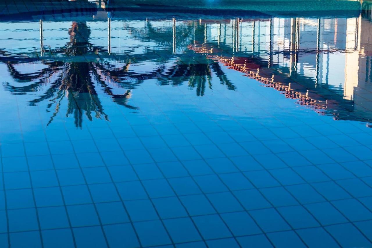 חאניה Hotel Christina מראה חיצוני תמונה
