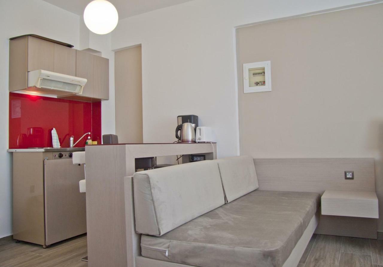 חאניה Hotel Christina מראה חיצוני תמונה