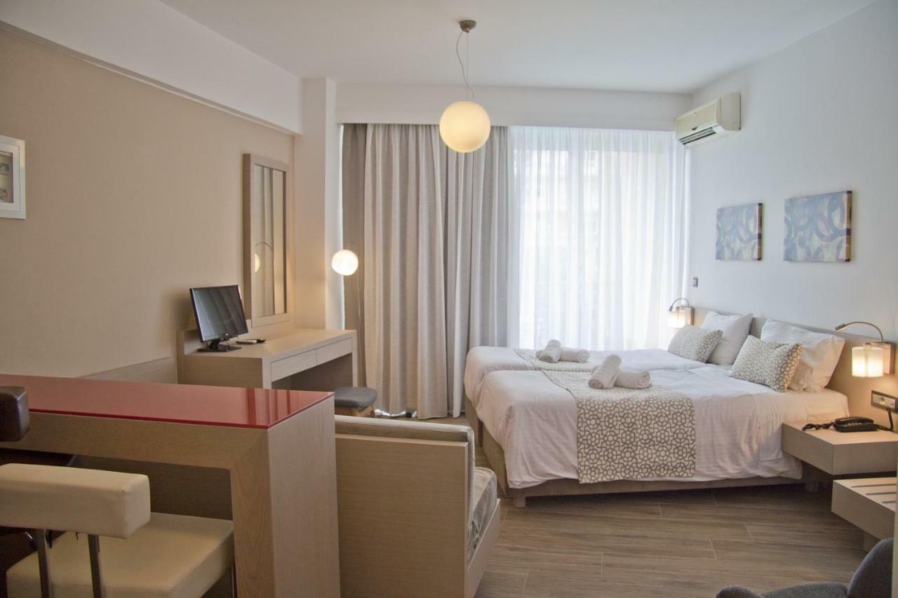 חאניה Hotel Christina מראה חיצוני תמונה