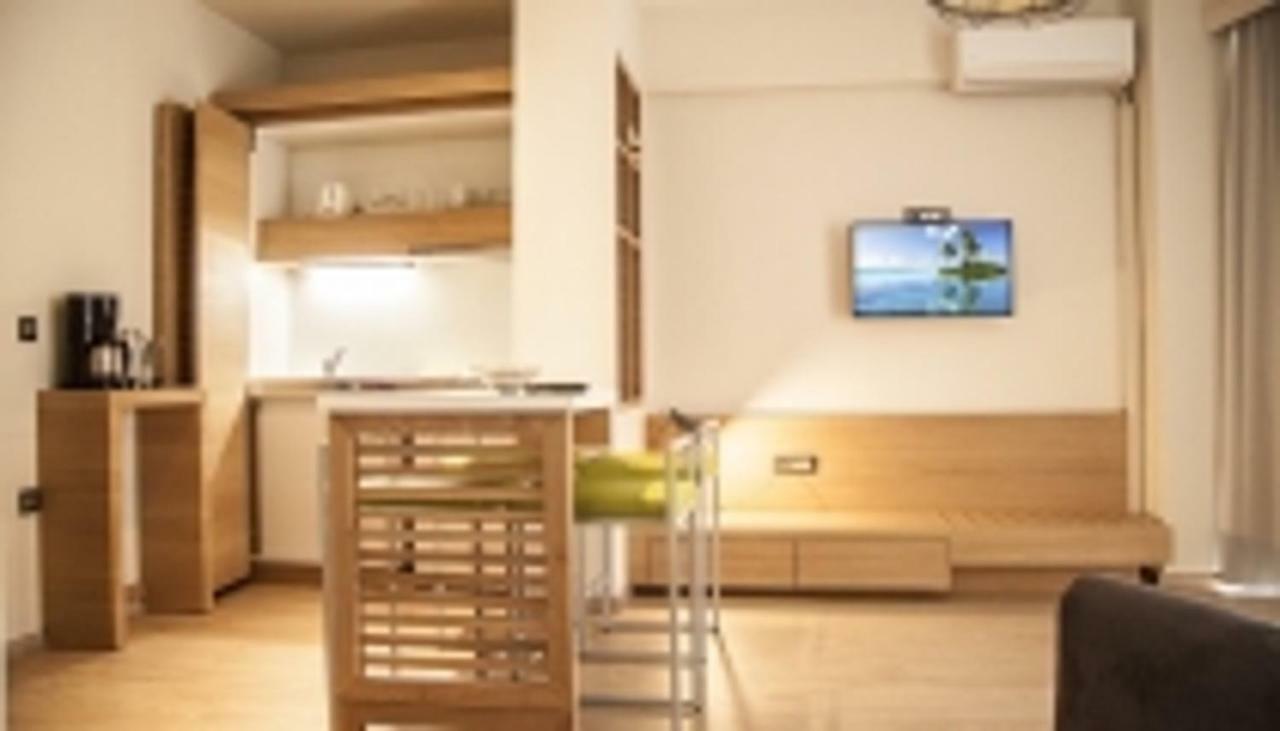 חאניה Hotel Christina מראה חיצוני תמונה