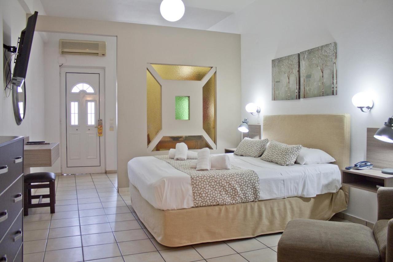 חאניה Hotel Christina מראה חיצוני תמונה