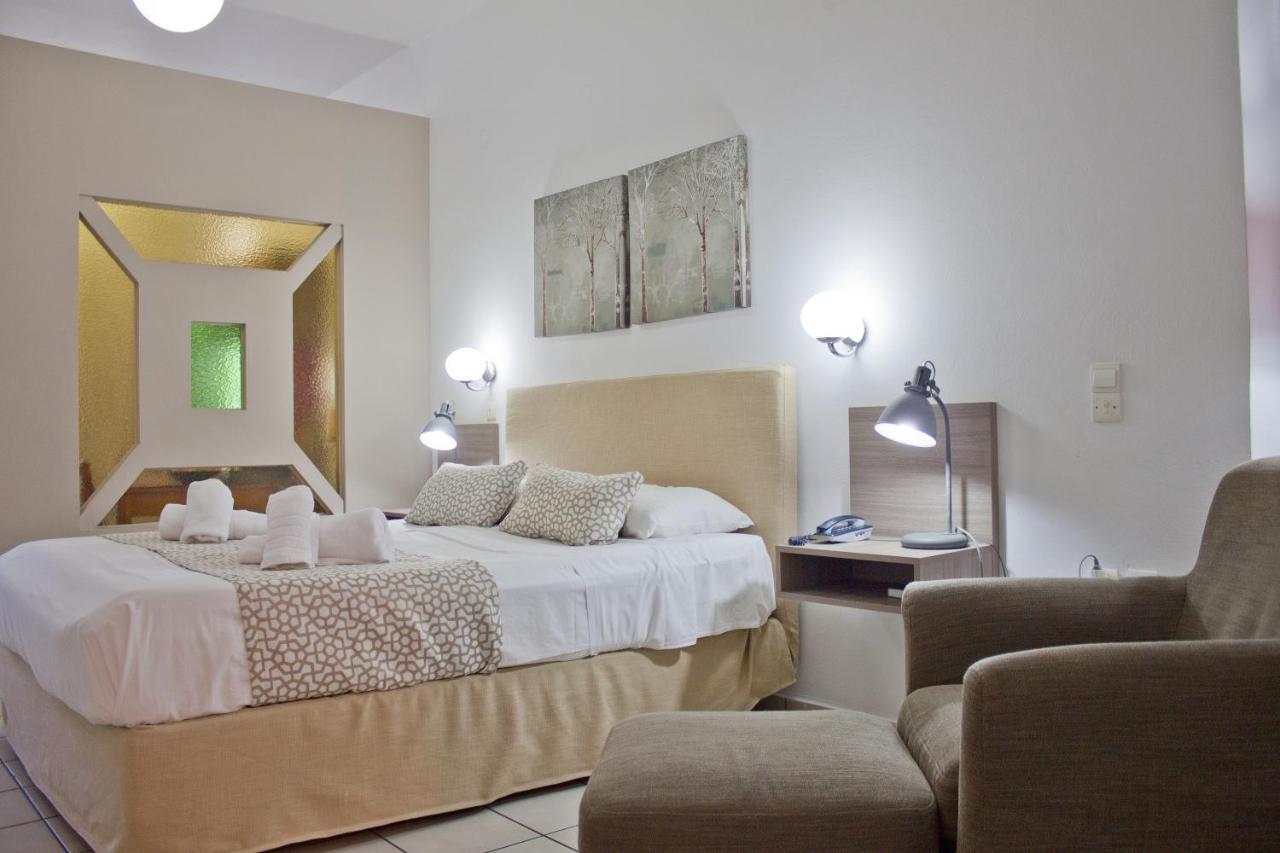חאניה Hotel Christina מראה חיצוני תמונה